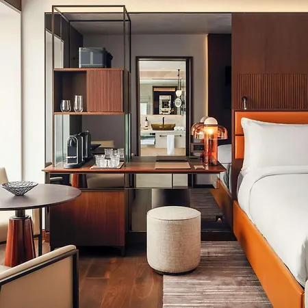 Intercontinental 5*