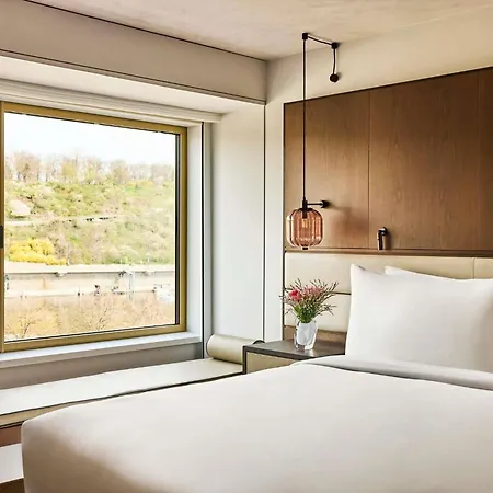 Hotell Fairmont Golden 5*