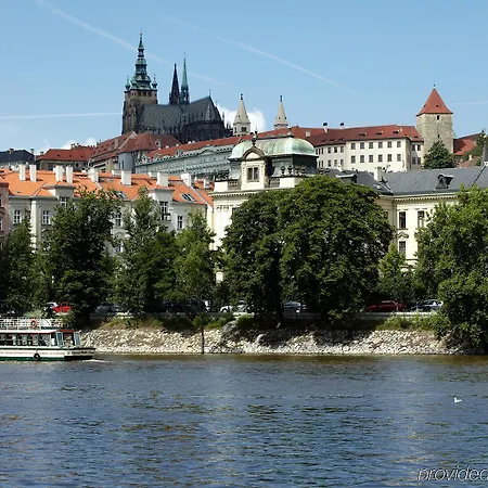 Intercontinental 5* Prag