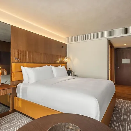 Fairmont Golden 5* Prag
