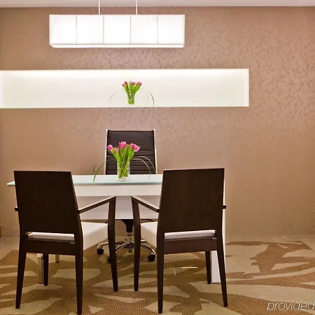 Fairmont Golden 5* Prague
