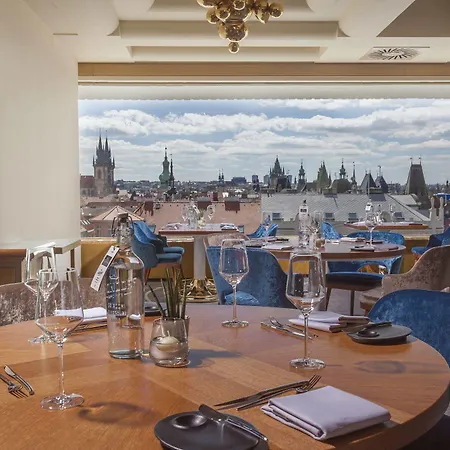 Hotell Fairmont Golden