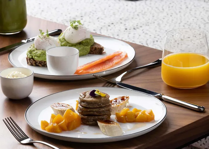 Fairmont Golden Hotel