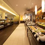Fairmont Golden Hotel