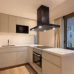 Отель Fairmont Golden 5*