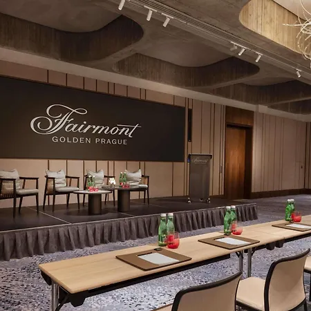 호텔 Fairmont Golden 5*