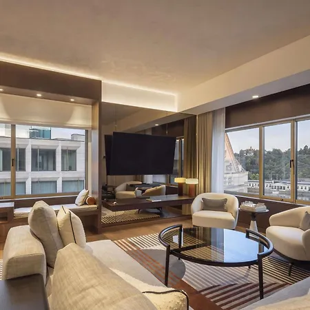 Fairmont Golden Πράγα