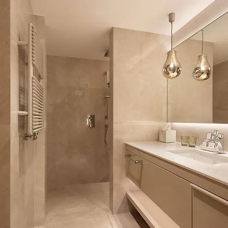 Hotel Fairmont Golden 5*