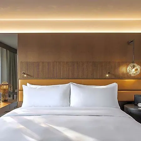 Fairmont Golden 호텔 5*