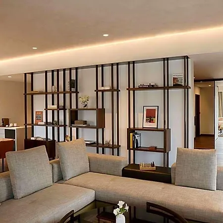Fairmont Golden 호텔