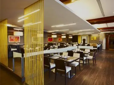 Hotel Fairmont Golden 5*