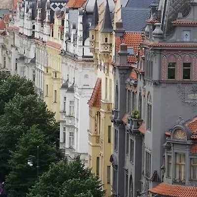 Fairmont Golden Praag