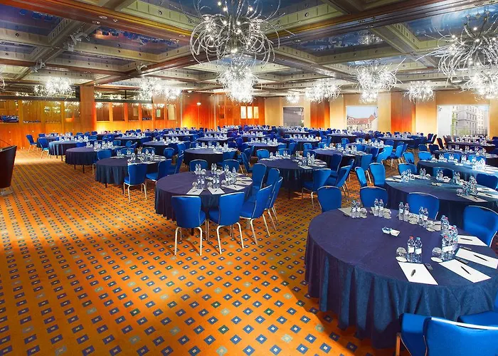 Fairmont Golden 호텔