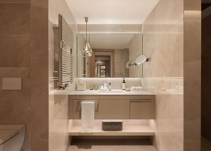 Hotell Fairmont Golden Prag