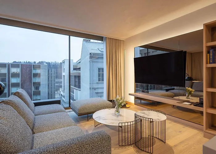 Hotell Fairmont Golden 5*