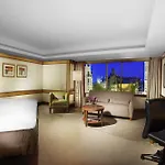 ホテル Fairmont Golden プラハ