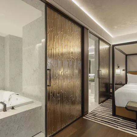Hotel Fairmont Golden 5*