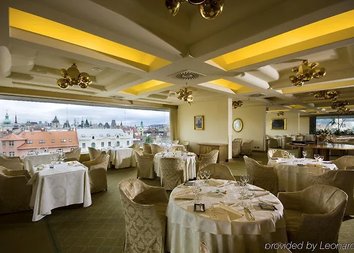 Fairmont Golden Прага